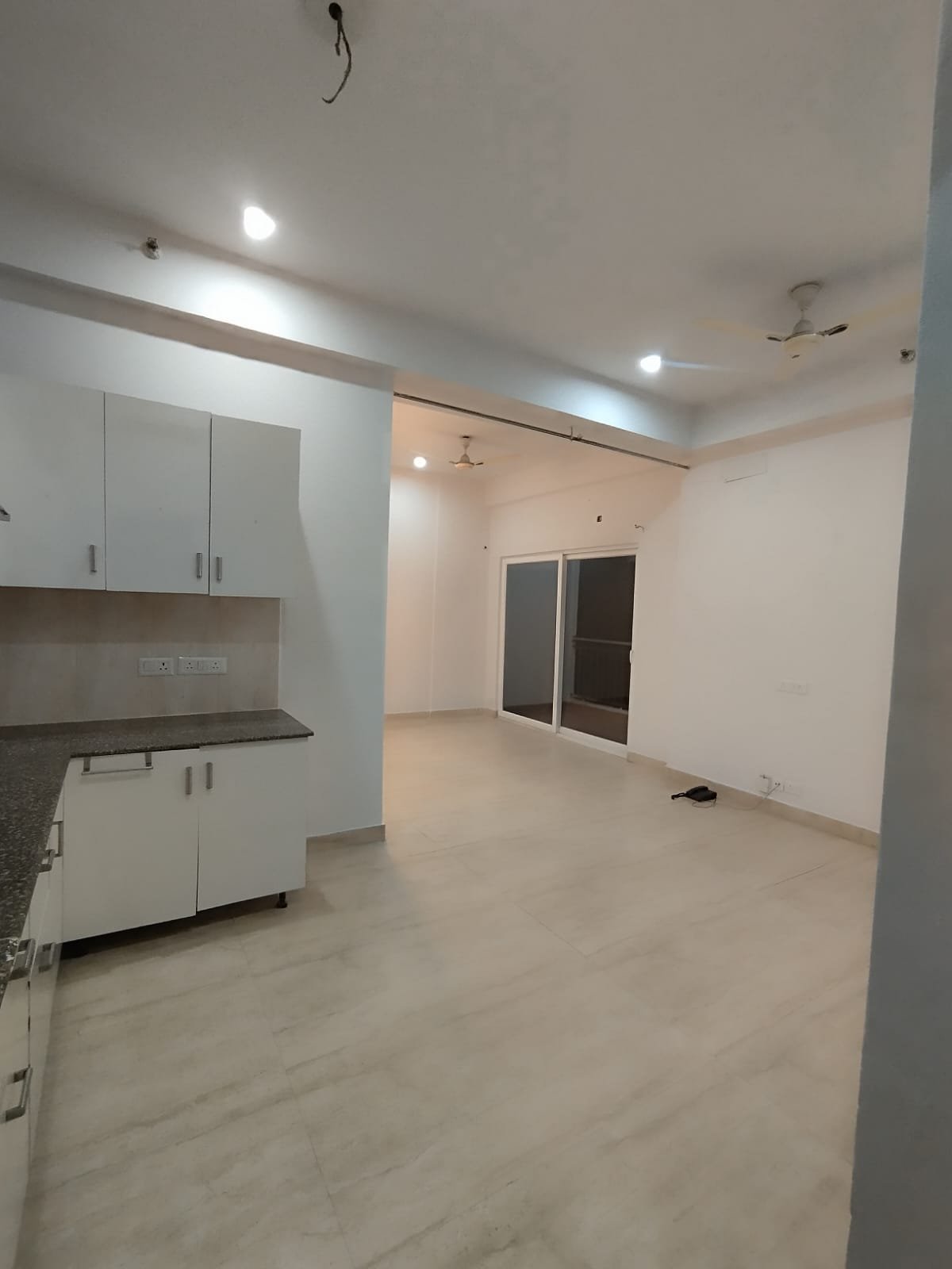2 BHK Apartment / Flat for Sale in Sector 75, Noida